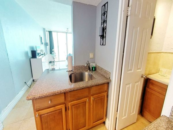 Miami Beach Condo 974182