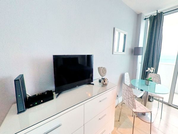 Miami Beach Condo 974182