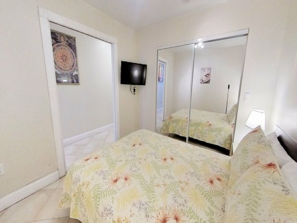 Miami Beach Condo 974187