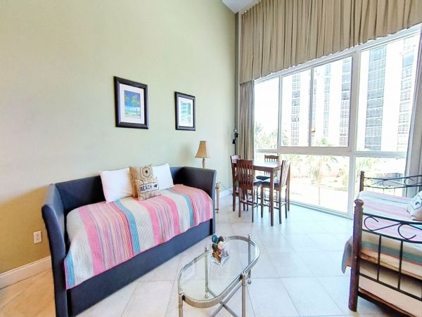 Miami Beach Condo 974187