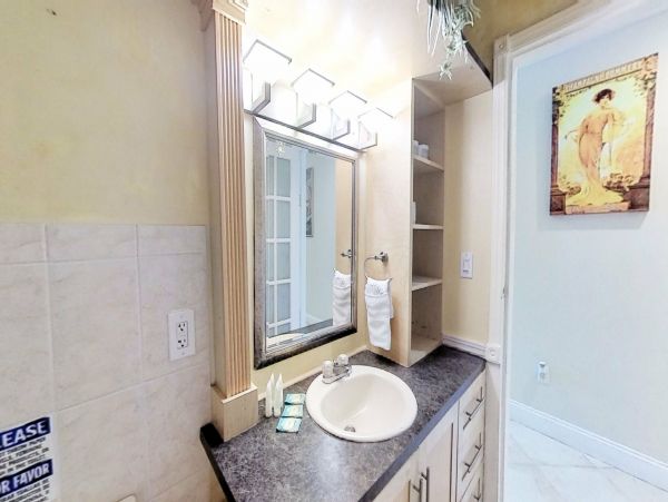 Miami Beach Condo 974187