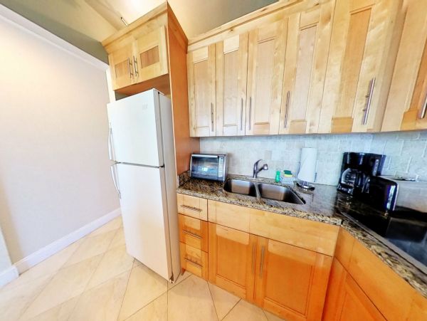 Miami Beach Condo 974187
