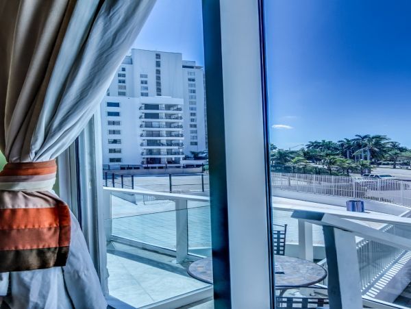 Miami Beach Condo 974189