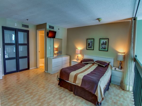 Miami Beach Condo 974189
