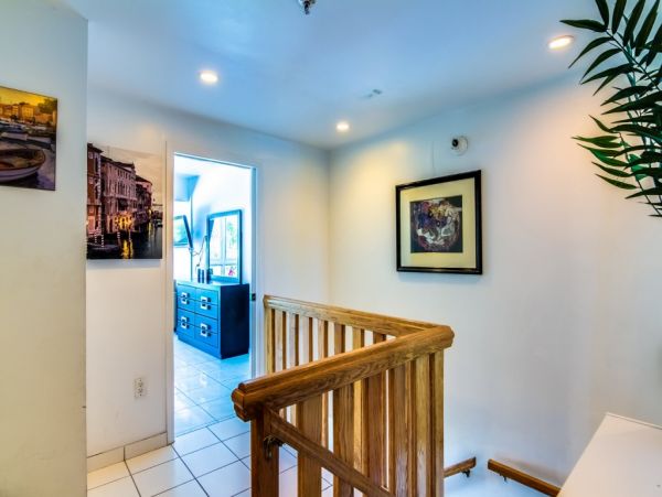 Miami Beach Condo 974197