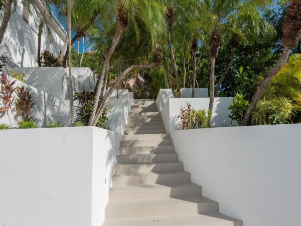 St. Barts Home 974608