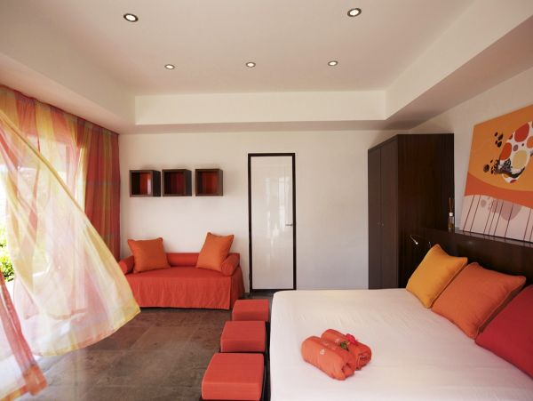 St. Barts Home 974611