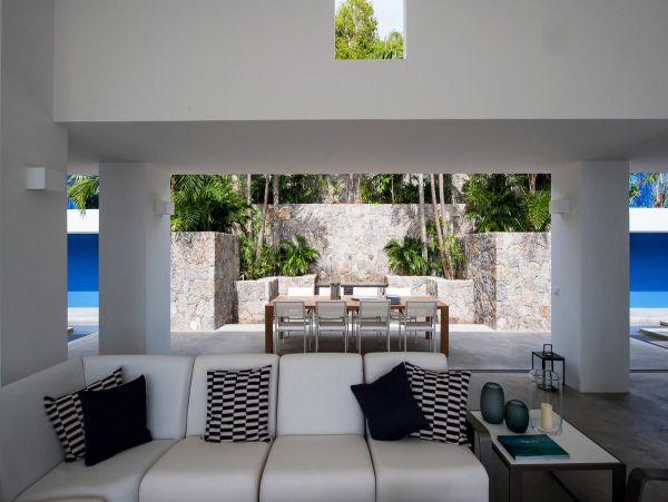 St. Barts Home 974613