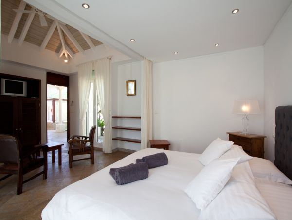 St. Barts Home 974616