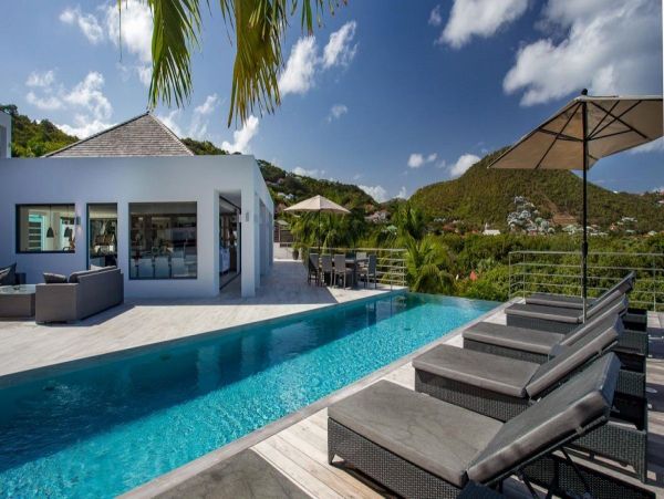St. Barts Home 974617