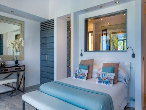 St. Barts Home 974617