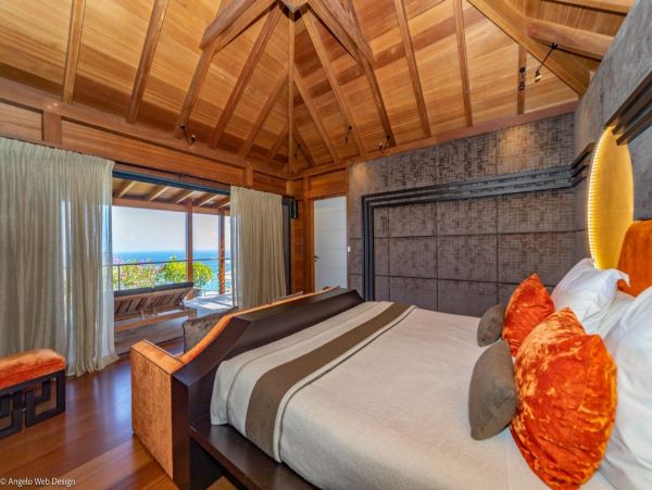 St. Barts Home 974631