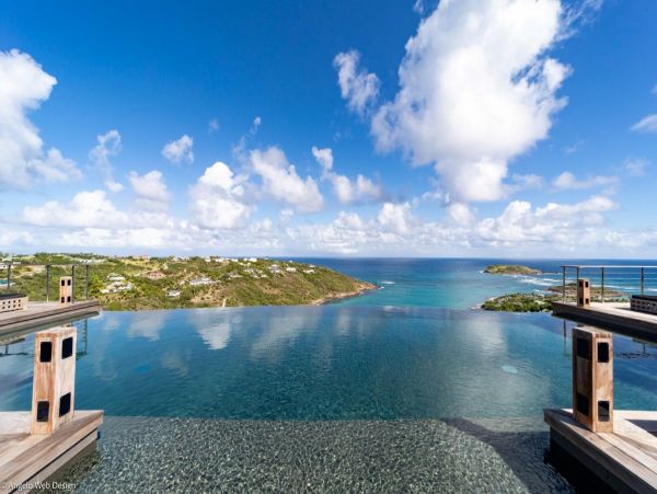 St. Barts Home 974631