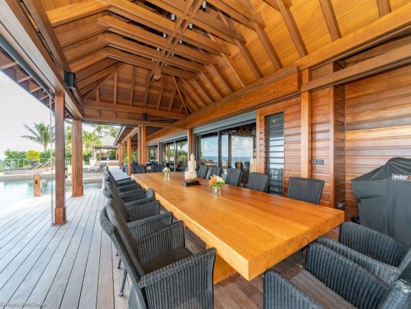 St. Barts Home 974631