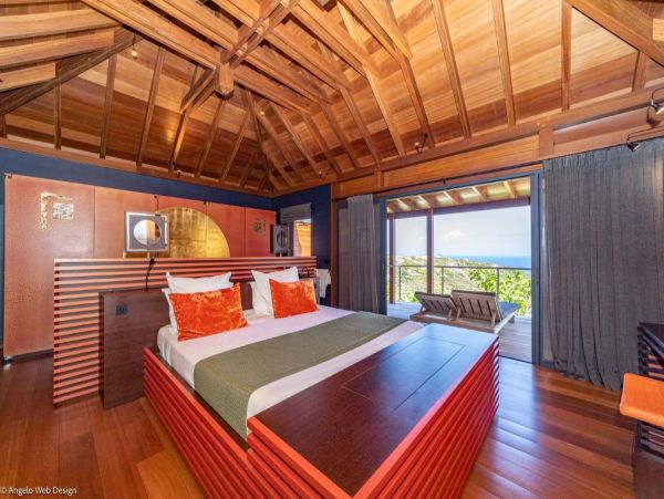 St. Barts Home 974631