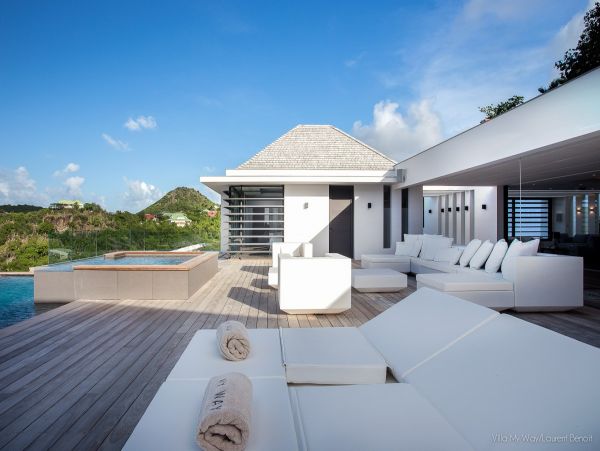 St. Barts Home 974641