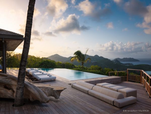 St. Barts Home 974642