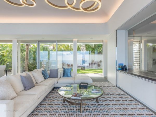 St. Barts Home 974648
