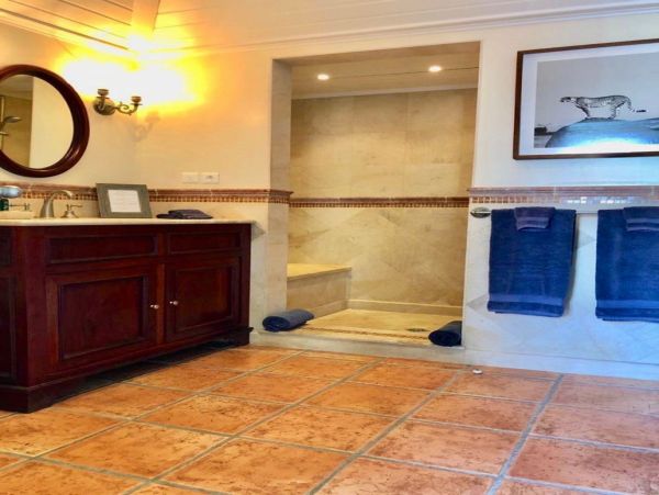 St. Barts Home 974661