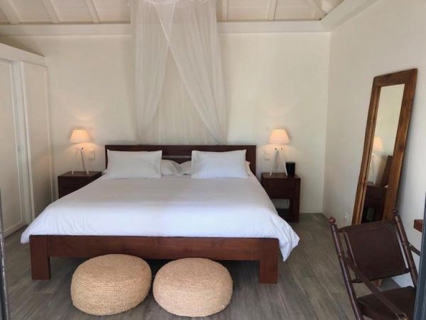 St. Barts Home 974661