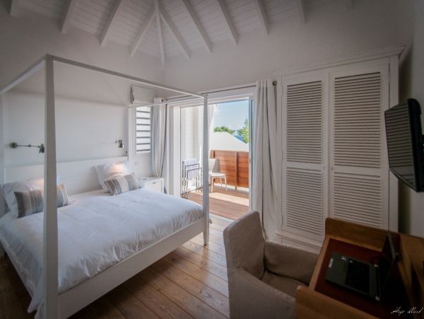 St. Barts Home 974673