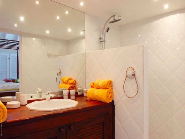 St. Barts Home 974681