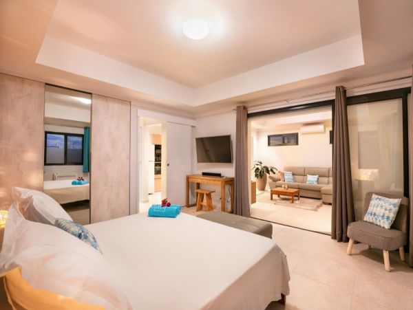 St. Barts Home 974689