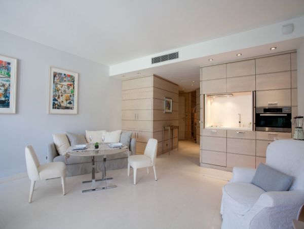St. Barts Home 974691