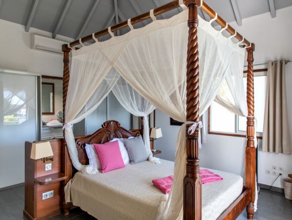 St. Barts Home 974699