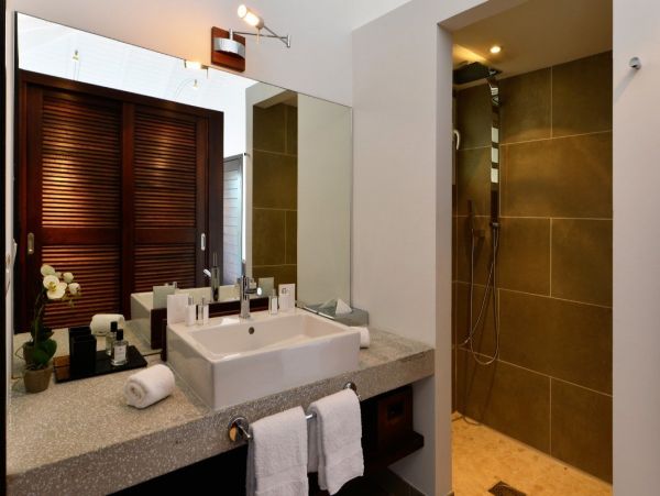 St. Barts Home 974700