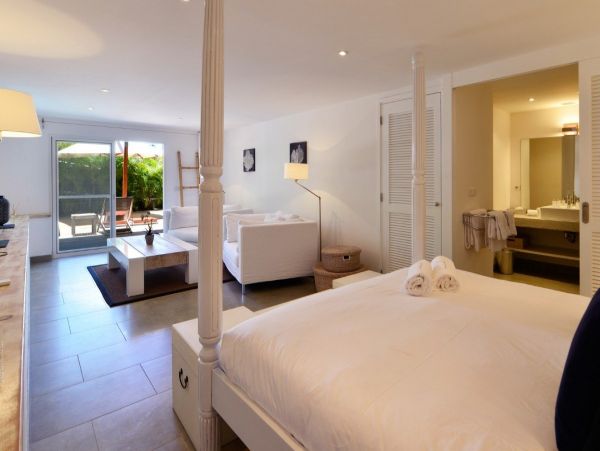 St. Barts Home 974700