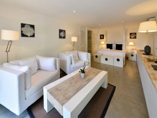 St. Barts Home 974700