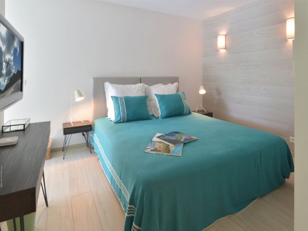 St. Barts Home 974705
