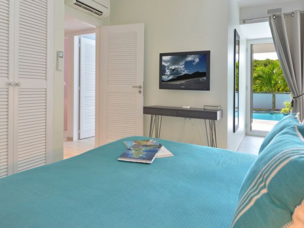 St. Barts Home 974705