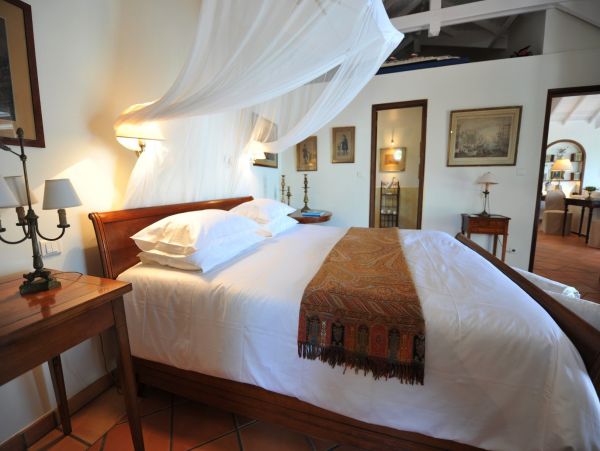St. Barts Home 974711