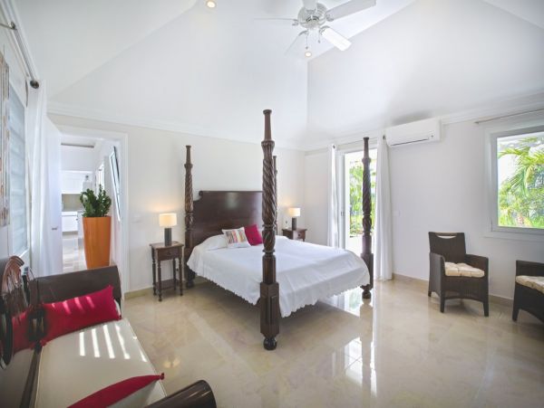 St. Barts Home 974722