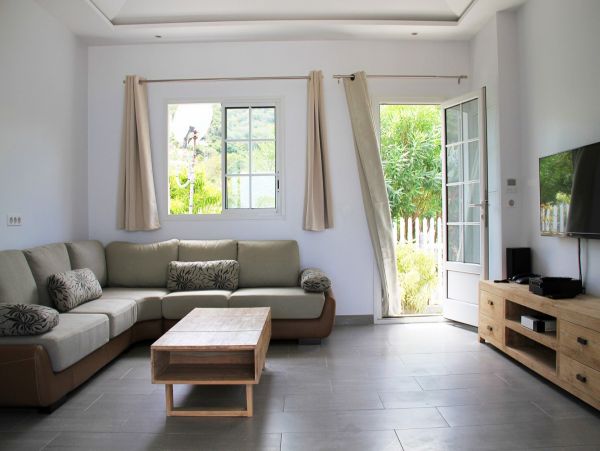 St. Barts Home 974728