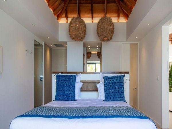 St. Barts Home 974731