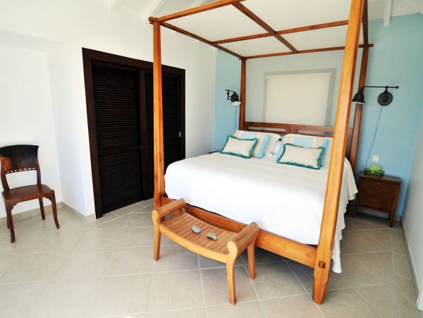 St. Barts Home 974733