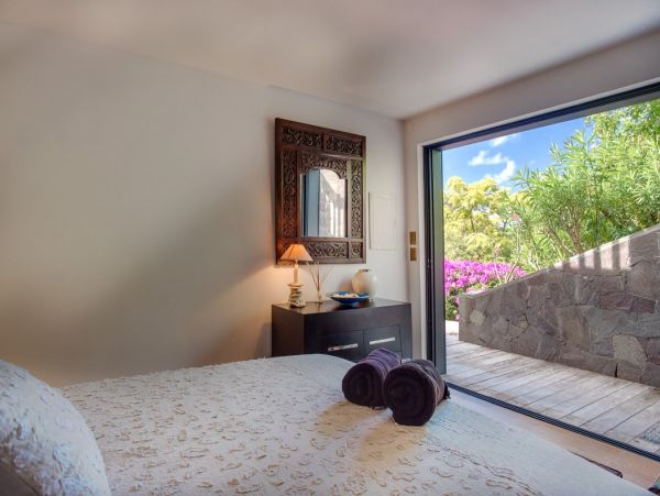 St. Barts Home 974734