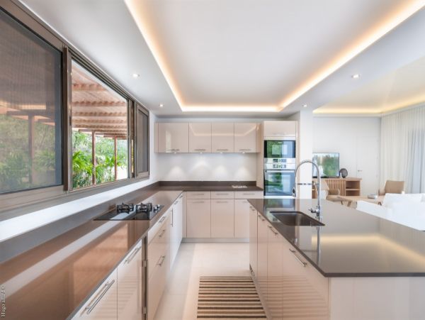 St. Barts Home 974741