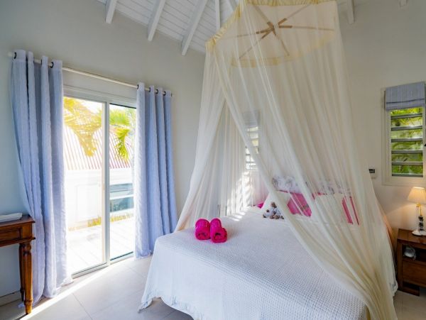 St. Barts Home 974750