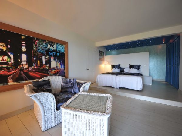 St. Barts Home 974751