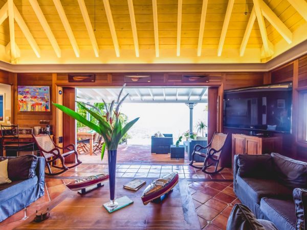 St. Barts Home 974777