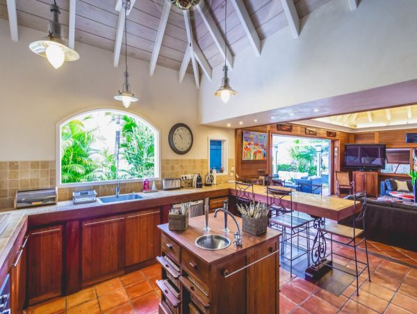 St. Barts Home 974777