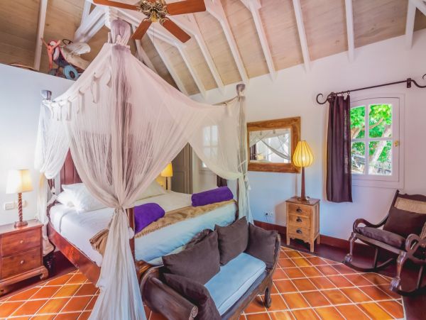 St. Barts Home 974777
