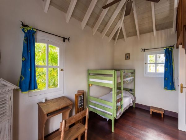 St. Barts Home 974777
