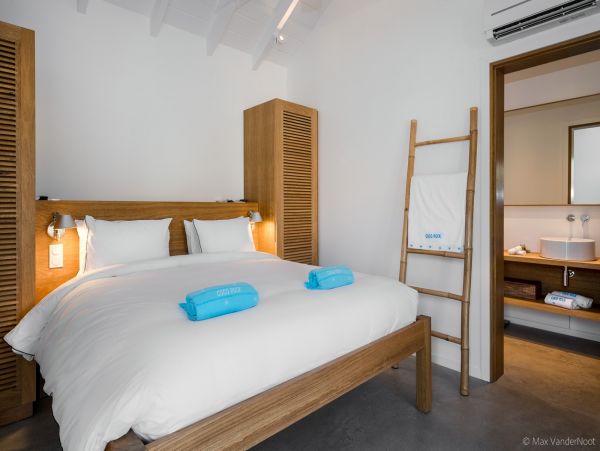 St. Barts Home 974785