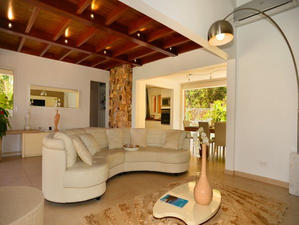 St. Barts Home 974788