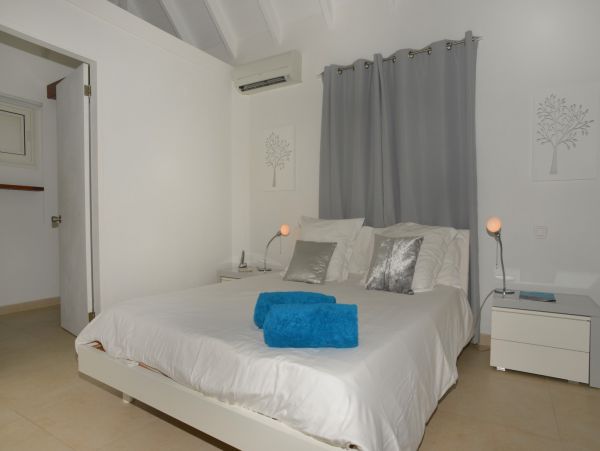 St. Barts Home 974788